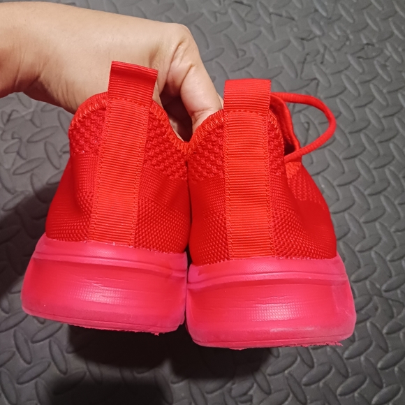 Men red lace up breathable sneakers - Picture 6 of 13